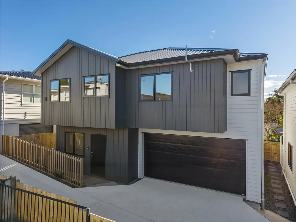 Pakuranga Heights 4ห้องนอน Brand New! Double Garage! Ready to Move In!