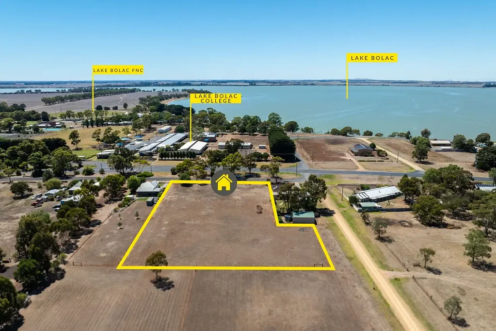 Lake Bolac Build your dream home here!