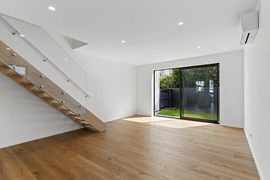 Modern Luxury - Unbeatable Location