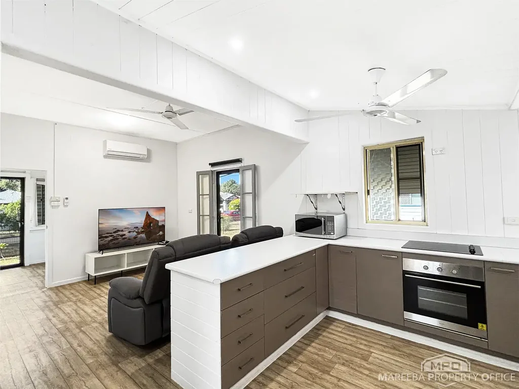 Mareeba 3ਬੈੱਡਰੂਮ COTTAGE, GREAT BLOCK, PRIME LOCATION!