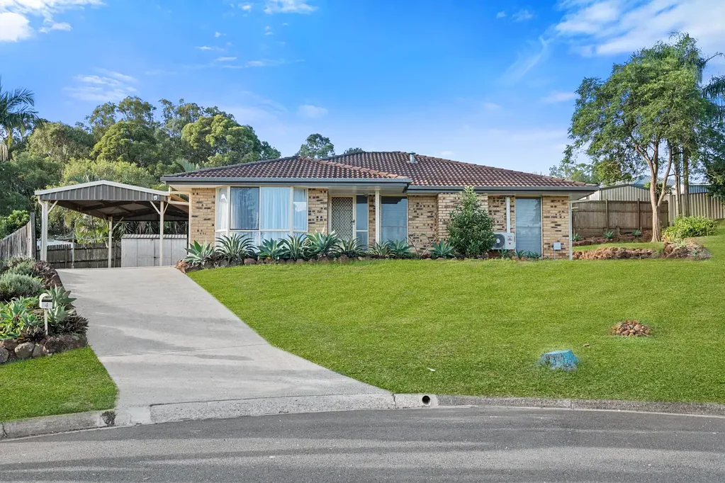 4 Bedroom Family Home