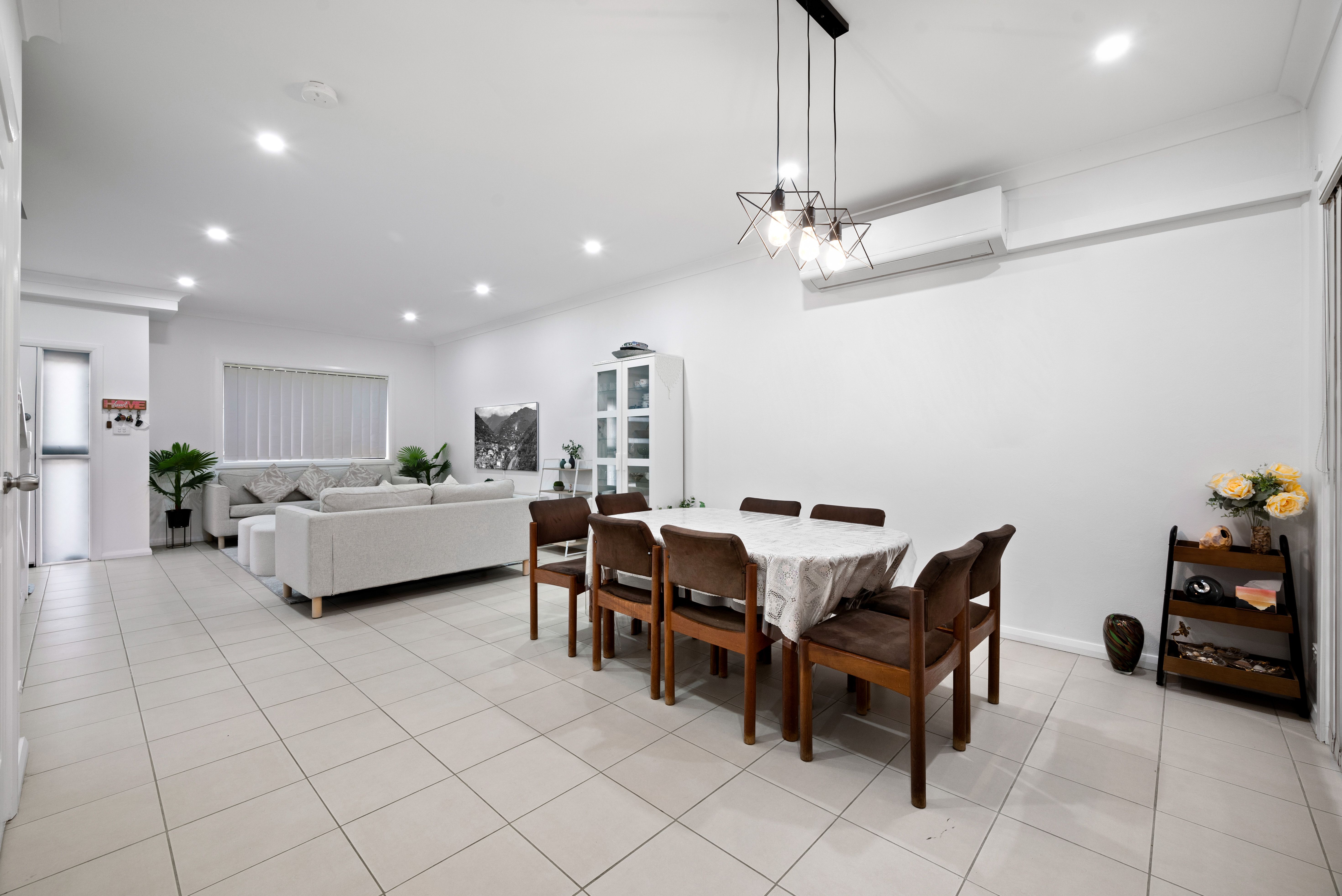 TOWNHOUSE 5 16-20 MYEE RD, MACQUARIE FIELDS NSW 2564, 0 રૂમ, 0 બાથરૂમ, Townhouse