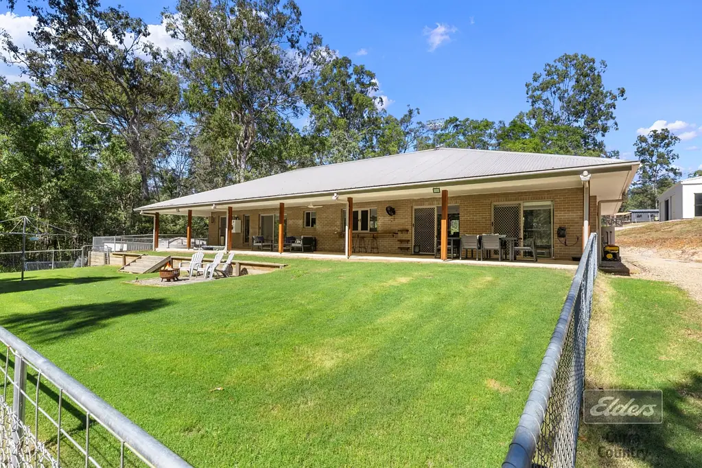 Glenwood 4 Bedroom FRESHLY BUILT AND FULLY PRIVATE