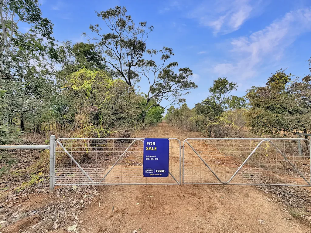 Katherine  Rare 130-Acre Landholding | Dual Road Access
