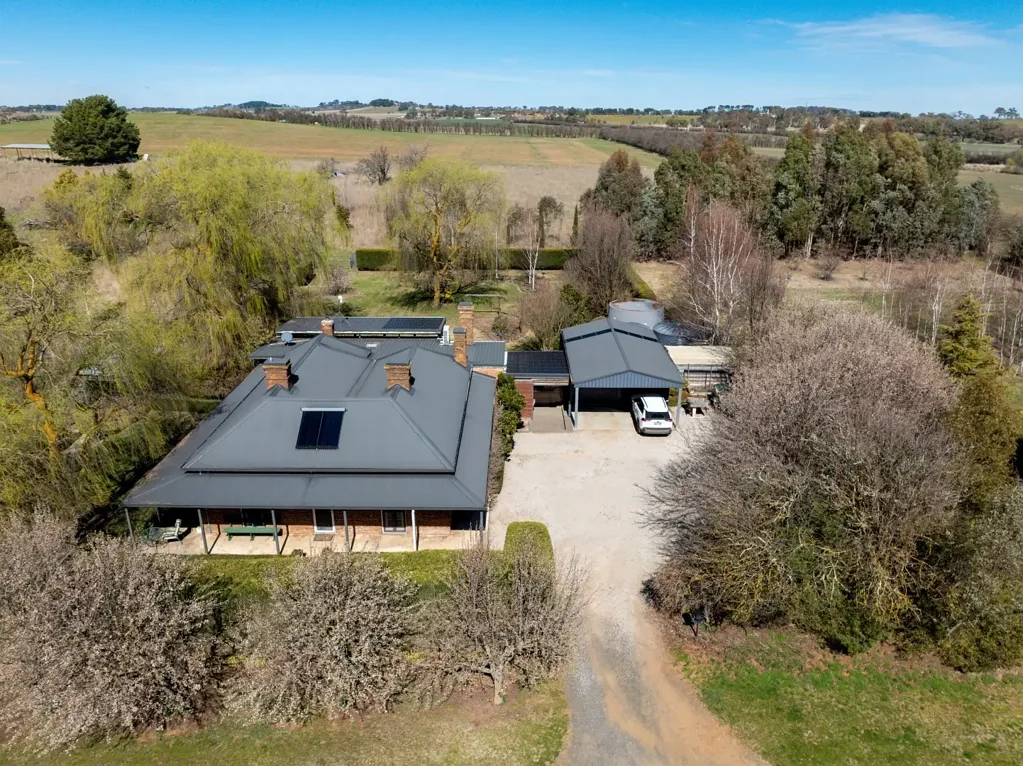 Millthorpe A well-presented and historic circa 1860 residence