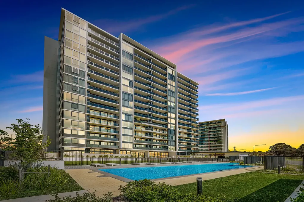 Phillip 2房  Stunning 2-Bed, 2-Bath Unit with Modern Finishes