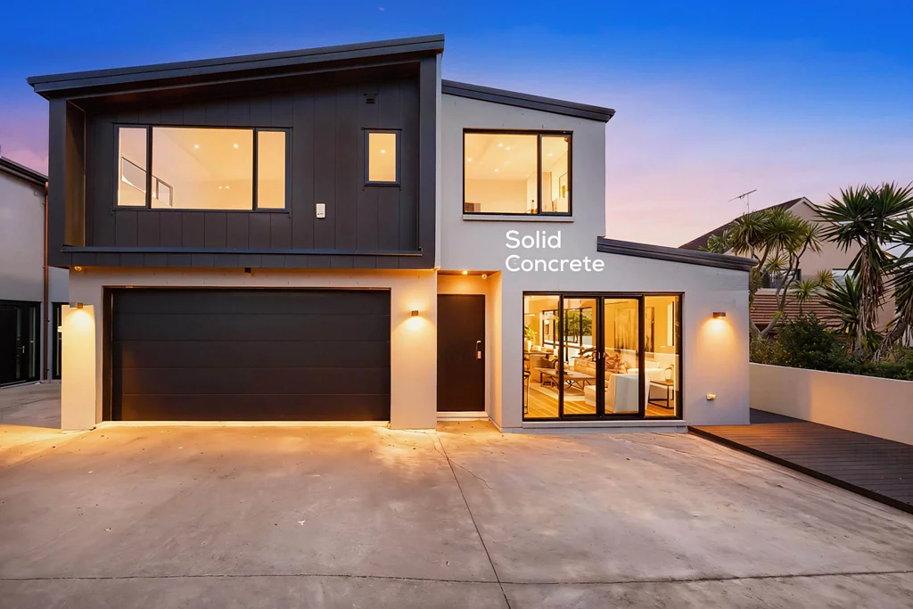 Eastern Beach 4房  Luxury Coastal Living in Prestigious Macleans Zone