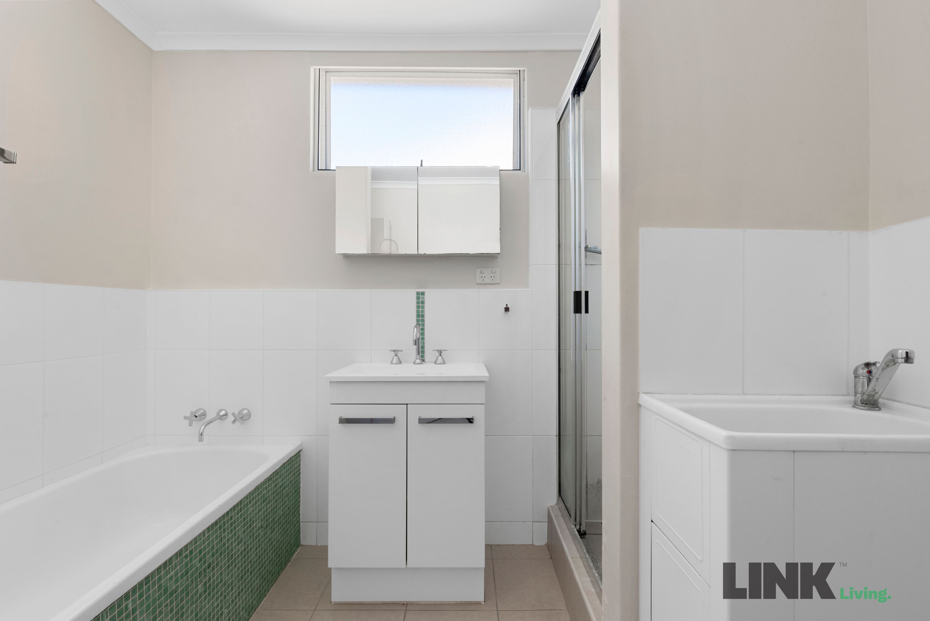 UNIT 4 62 BONNEY AV, CLAYFIELD QLD 4011, 0 chambres, 0 salles de bain, Unit