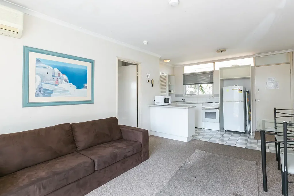 ONE BEDROOM IN 'RAFFLES ROYALE'