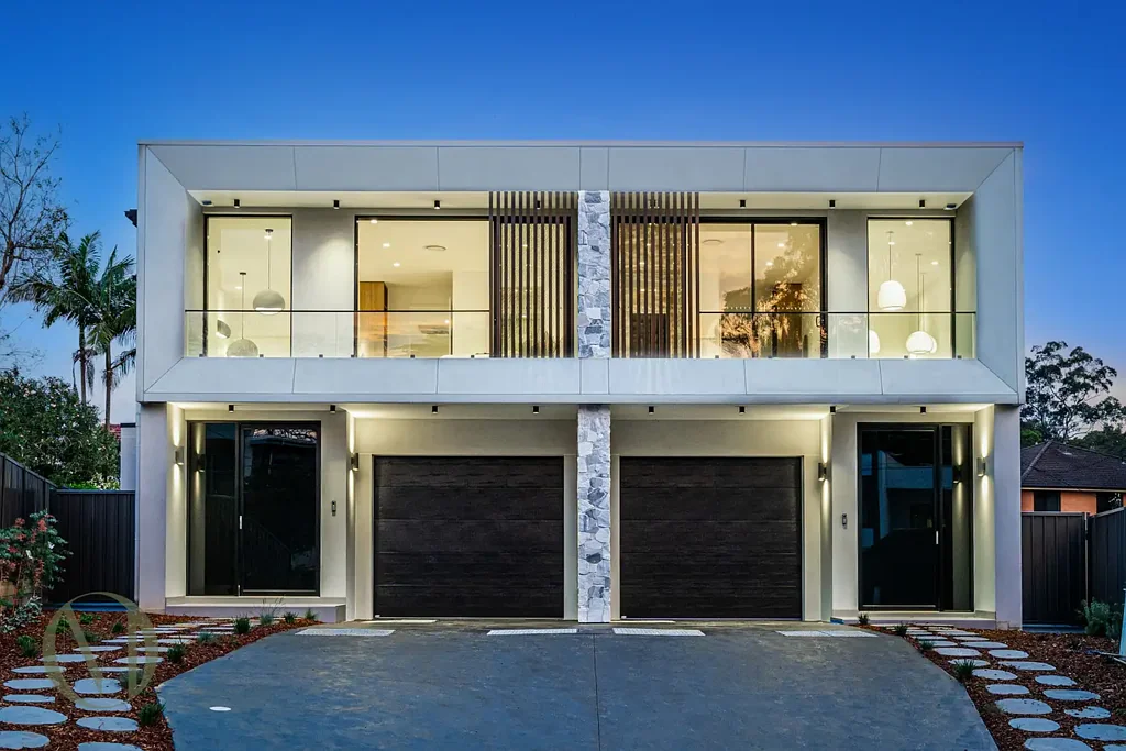 Rydalmere 5침실 Entertainers' Dream Home – Sunlit, Stylish, and Walkable to Station!