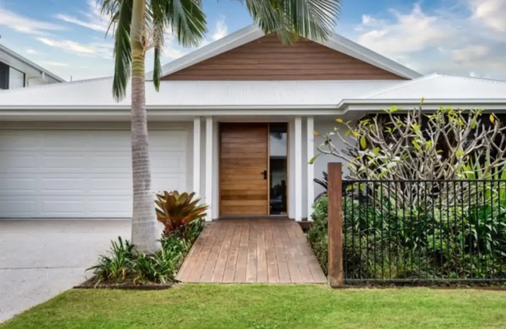 Helensvale 4ਬੈੱਡਰੂਮ Ex-Display Home for Sale
