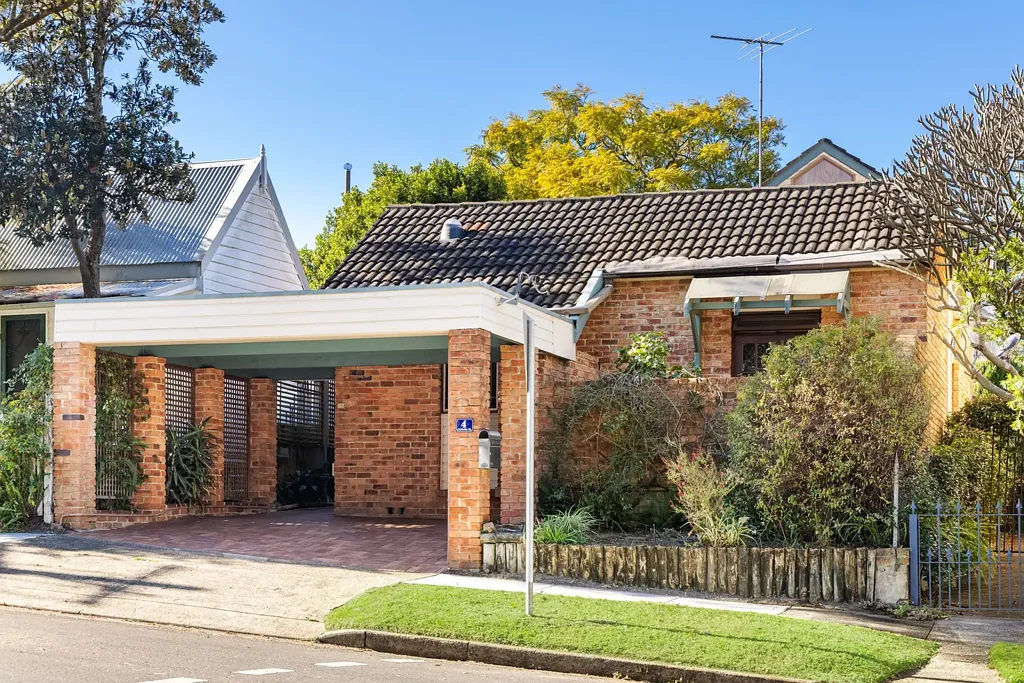 4 Carlotta Street, Greenwich, NSW 2065