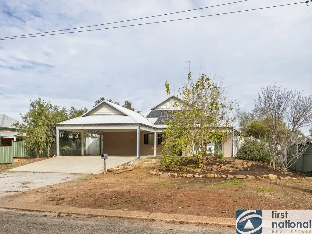 6 Charles Street, Northam, WA 6401