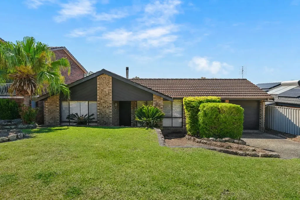 Maryland 3房  Single-Level Family Living With a Pool and Exceptional Outdoor Entertaining