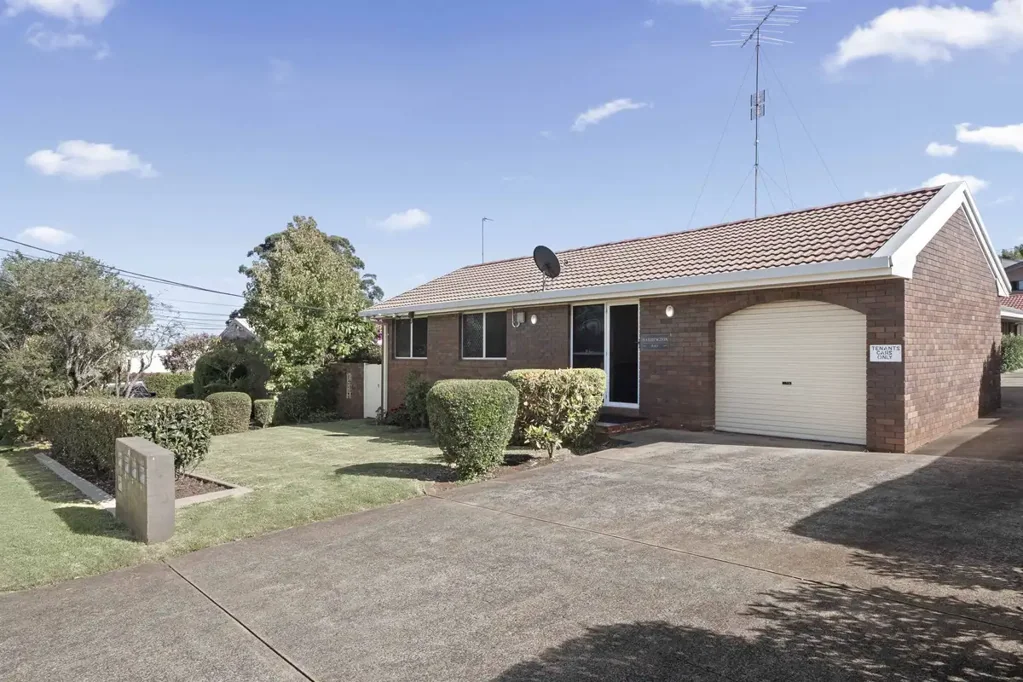 1/45 Cleary Street, Centenary Heights, QLD 4350