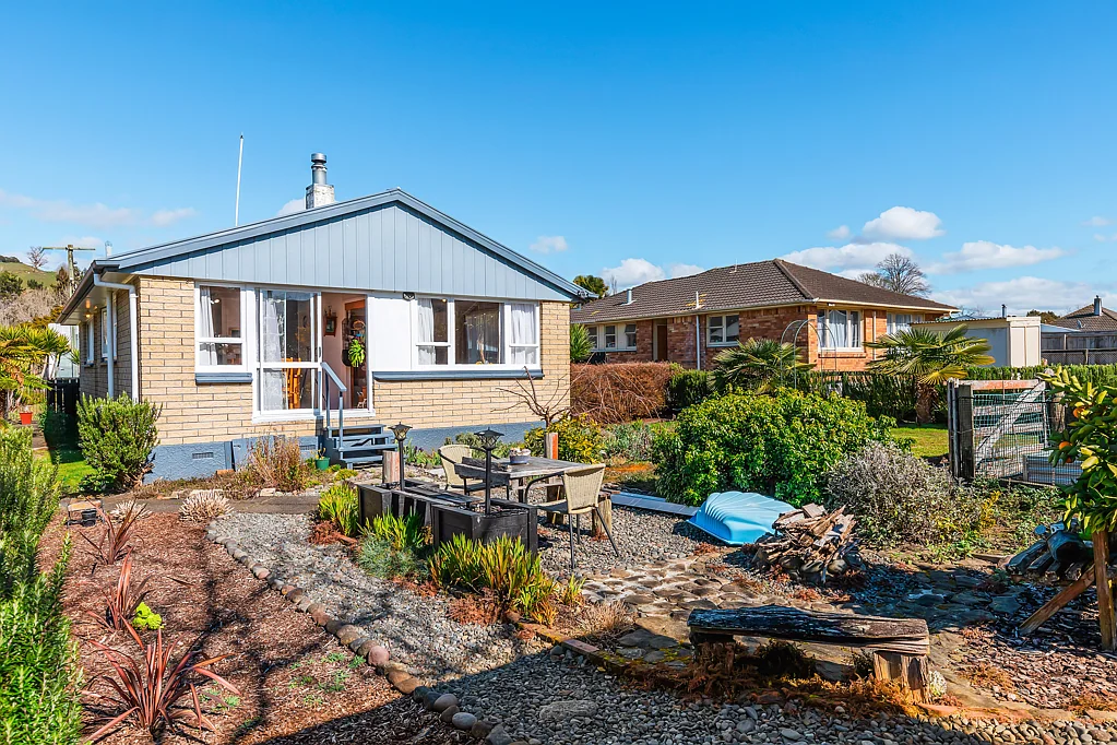 Taumarunui 3房  60's brick beauty