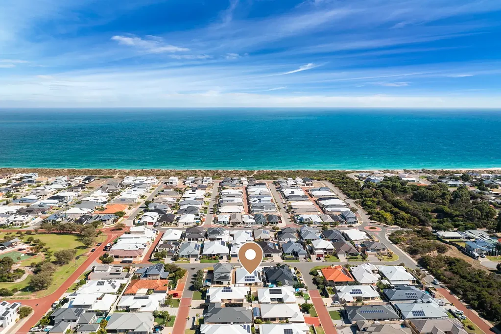 Madora Bay 5Zimmer Expansive beachside entertainer with heated pool + shed
