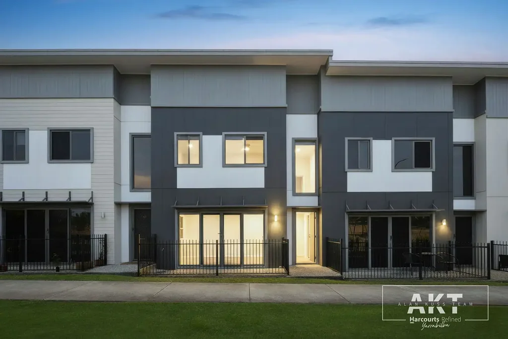 Yarrabilba 3Zimmer A MODERN TOWNHOUSE TAILORED FOR LIFESTYLE AND LONGEVITY