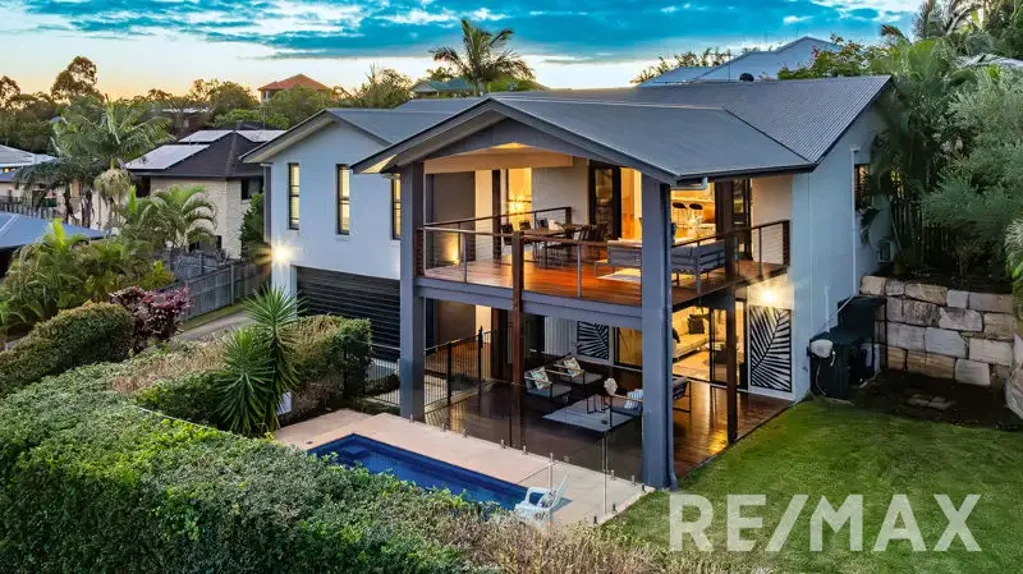 27 Brigadoon Crescent, Eatons Hill, QLD 4037