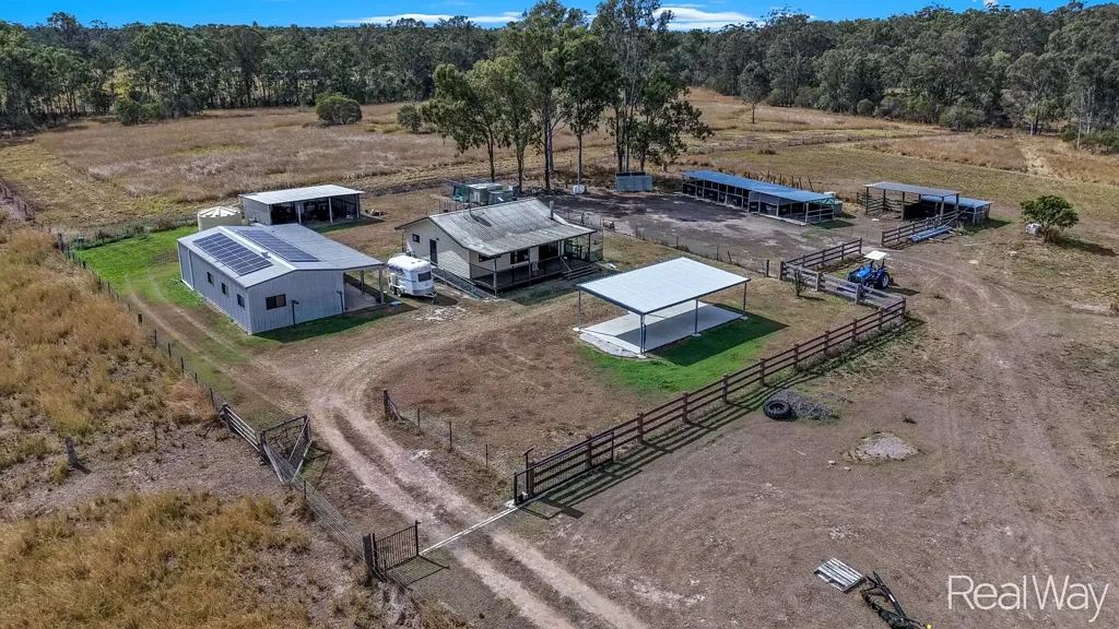 Bucca 2房  Giddy Up!  This 20+ Acres Property Provides a Balance of Features and Affordability!