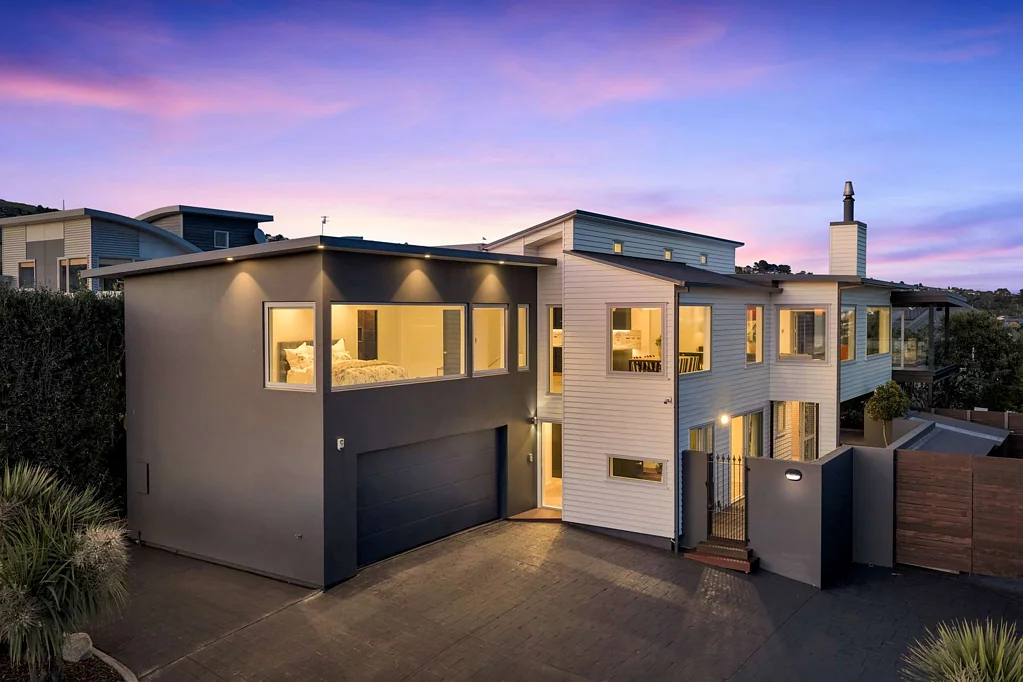 Redcliffs 4部屋 Framed by the Sea, Sky and City