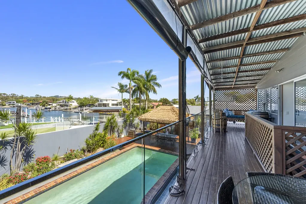 Maroochydore 6कमरा Spacious Dual Living With Water Views & Room To Grow