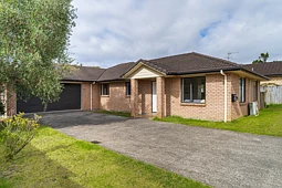 14 Cade Place, Manurewa