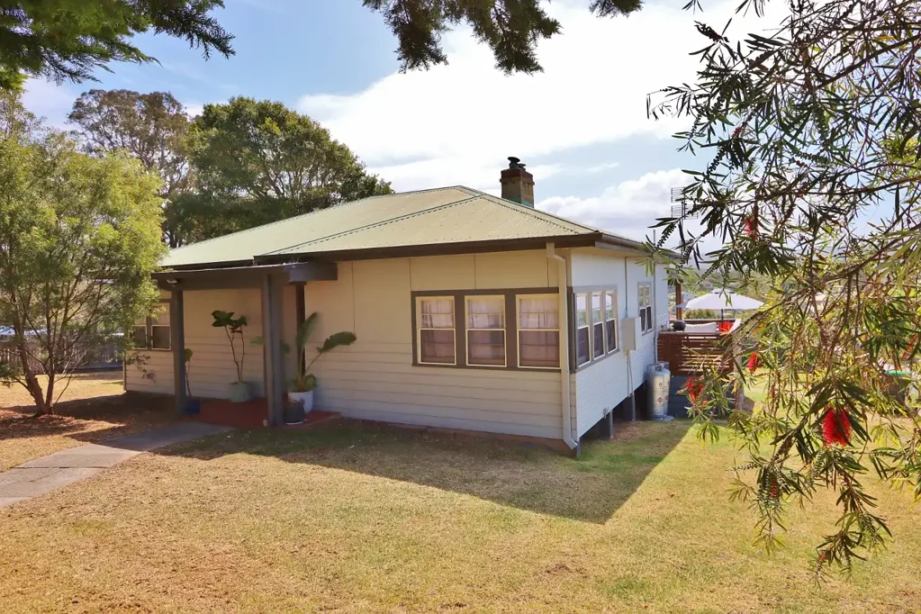 27 Mitchell Street, Eden, NSW 2551