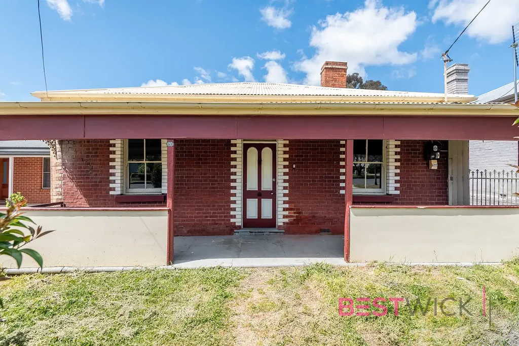 South Bathurst 3Moenga Charming Cottage with Potential
