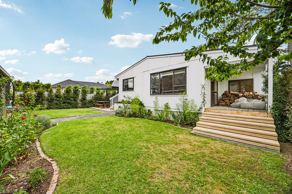 53 Cambridge Road, Riverhead, Rodney, Auckland