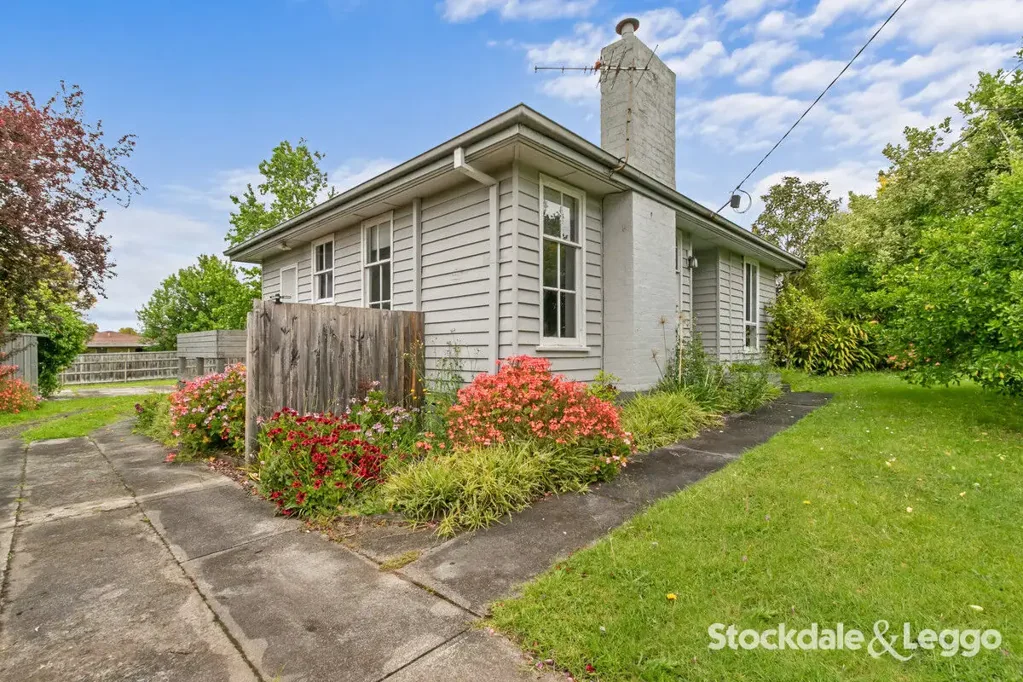 74 Churchill Road, Morwell, VIC 3840
