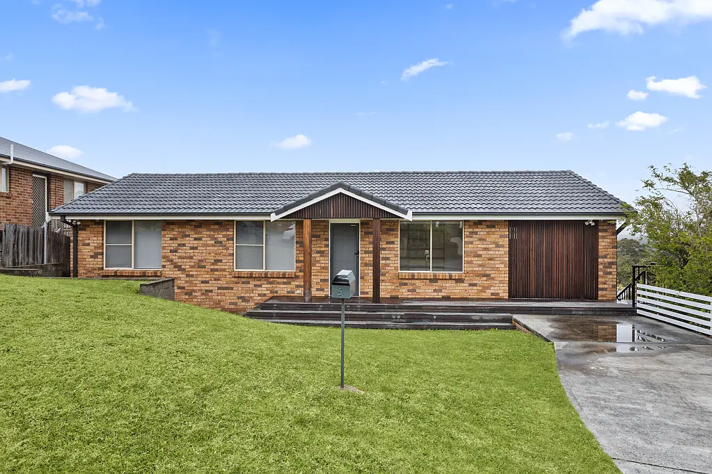 5 Pennant Crescent, Berkeley, NSW 2506