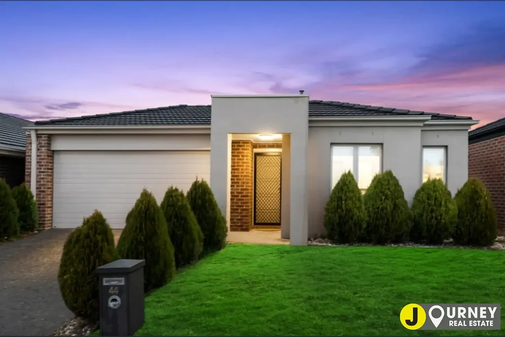 Perfect Family Living in a Prime Craigieburn Location available for Lease!