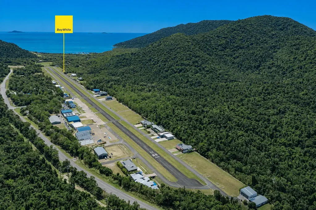 Flametree  Build Your Hangar Home In The Heart Of The Whitsundays