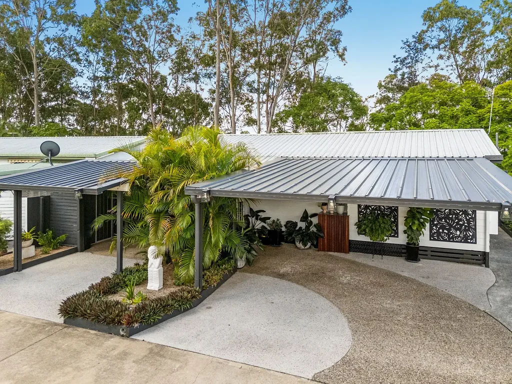 25 Lake Court/43 Goodooga Drive, Bethania, QLD 4205