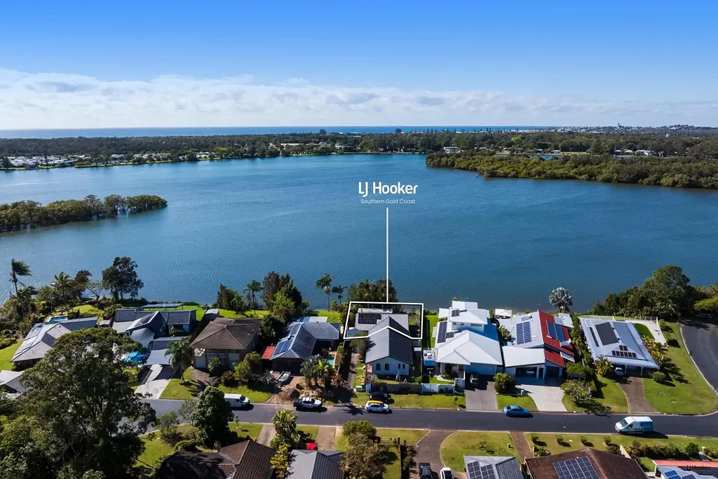 2/8 Seafarer Place, Banora Point, NSW 2486