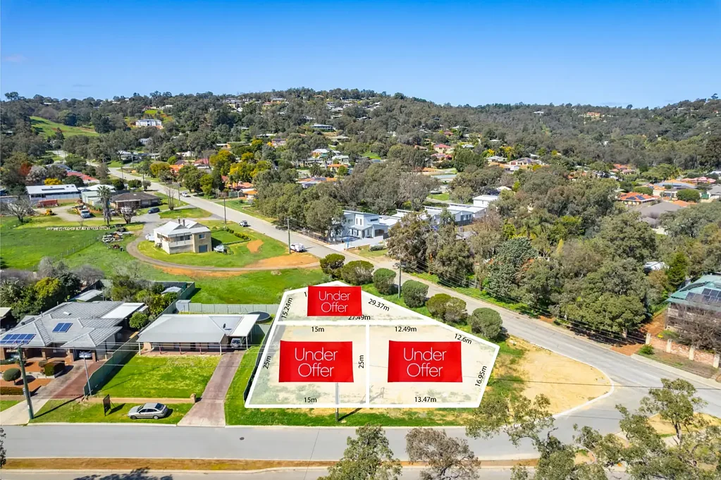 133 Brookton Highway, Kelmscott, WA 6111