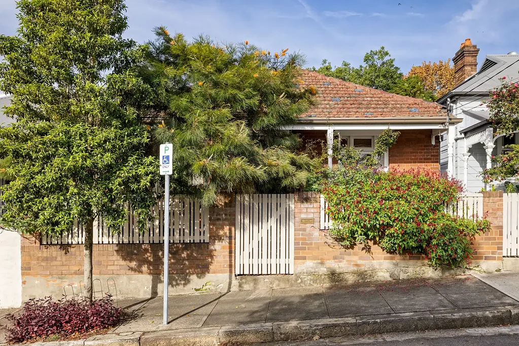 8 Quarry Street, Tempe, NSW 2044