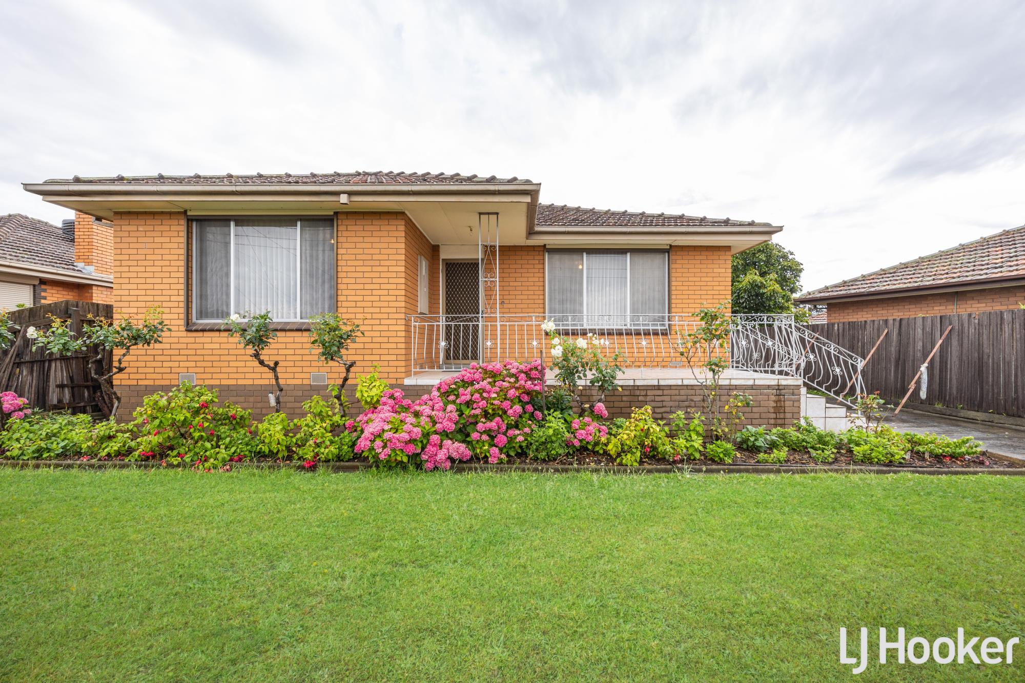 8 HEATHER AV, THOMASTOWN VIC 3074, 0 Bedrooms, 0 Bathrooms, House