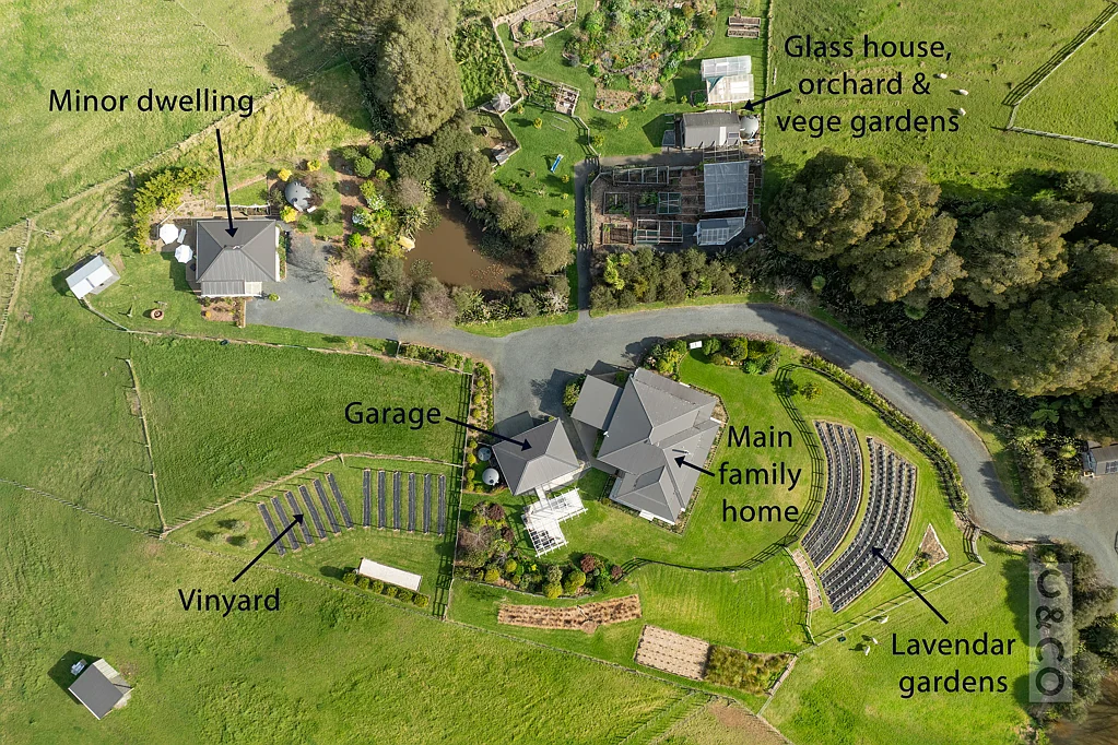 Helensville 5部屋 Lavender, Vines & Timeless Charm