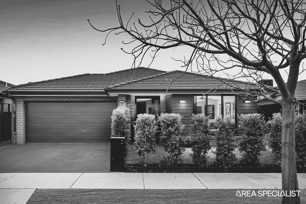 22 LOVICKS ROAD, Weir Views, VIC 3338