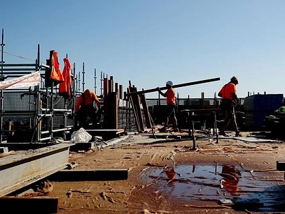 11月5日澳洲房地产与财经新闻汇总-豪宅市场屡创新高，住房供应困局与股市震荡并存