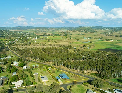 2 Calcutt Road, Gowrie Junction, QLD 4352, 5 slaapkamers, 2 badkamers, House