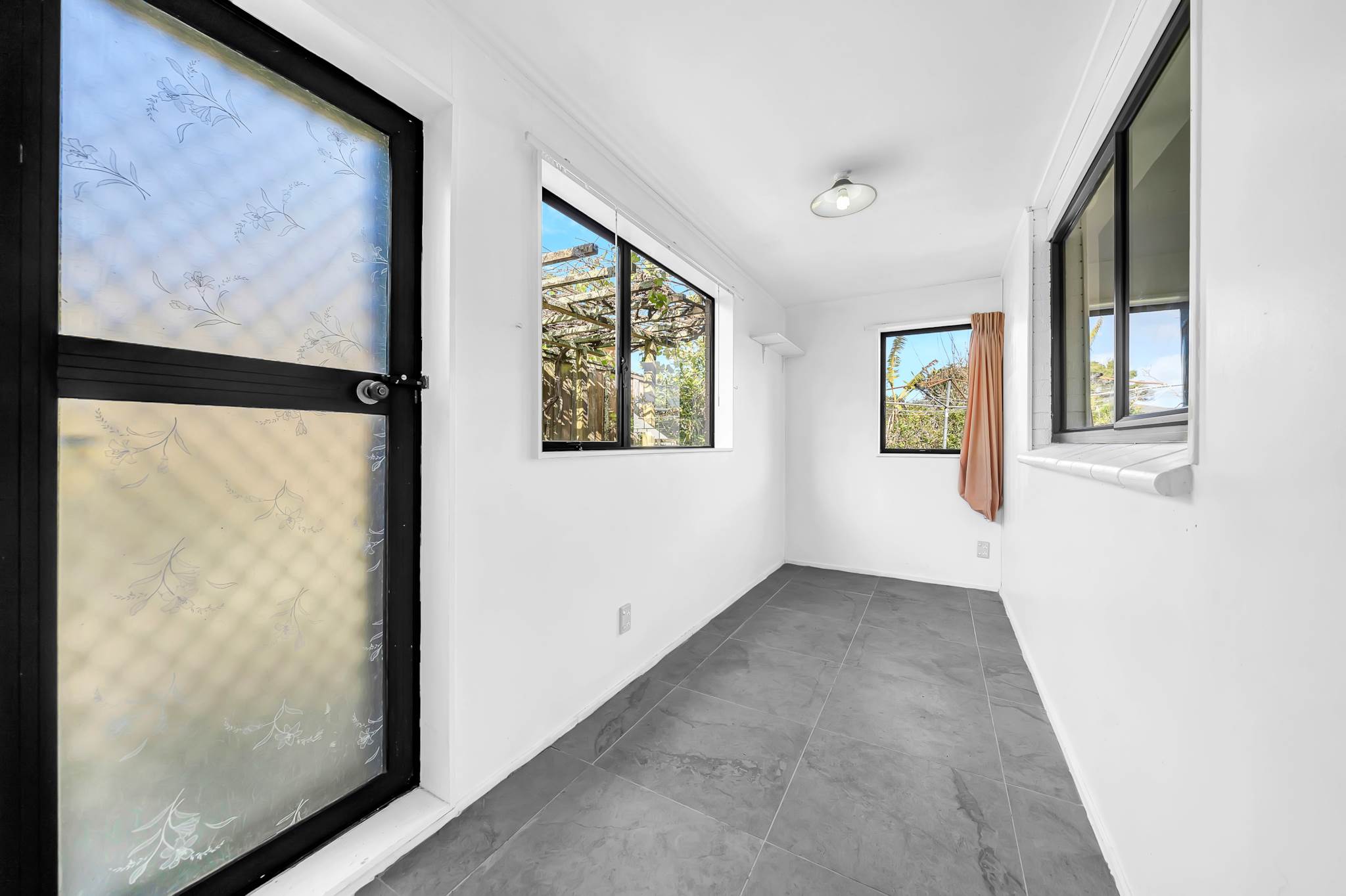 16 Landsberg Way, Windsor Park, photo 17