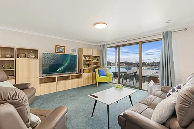 Merimbula 2房  Renovated and Level with Breathtaking Views