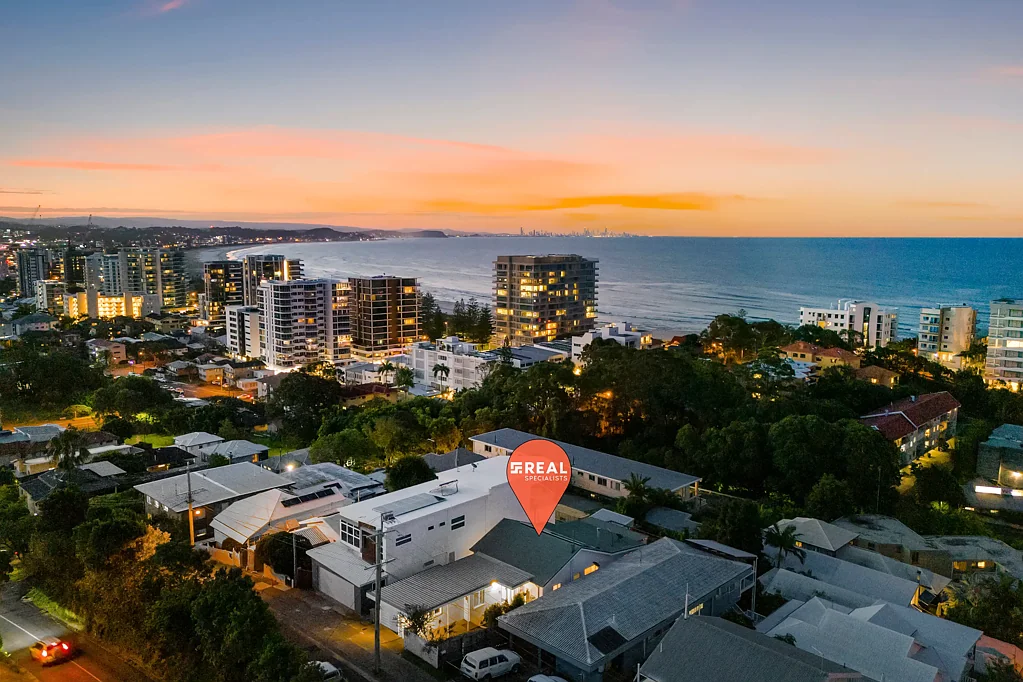 31 Tweed Street, Coolangatta, QLD 4225