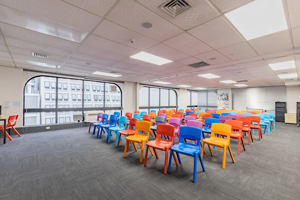 Auckland Central Contiguous education floors on Queen St