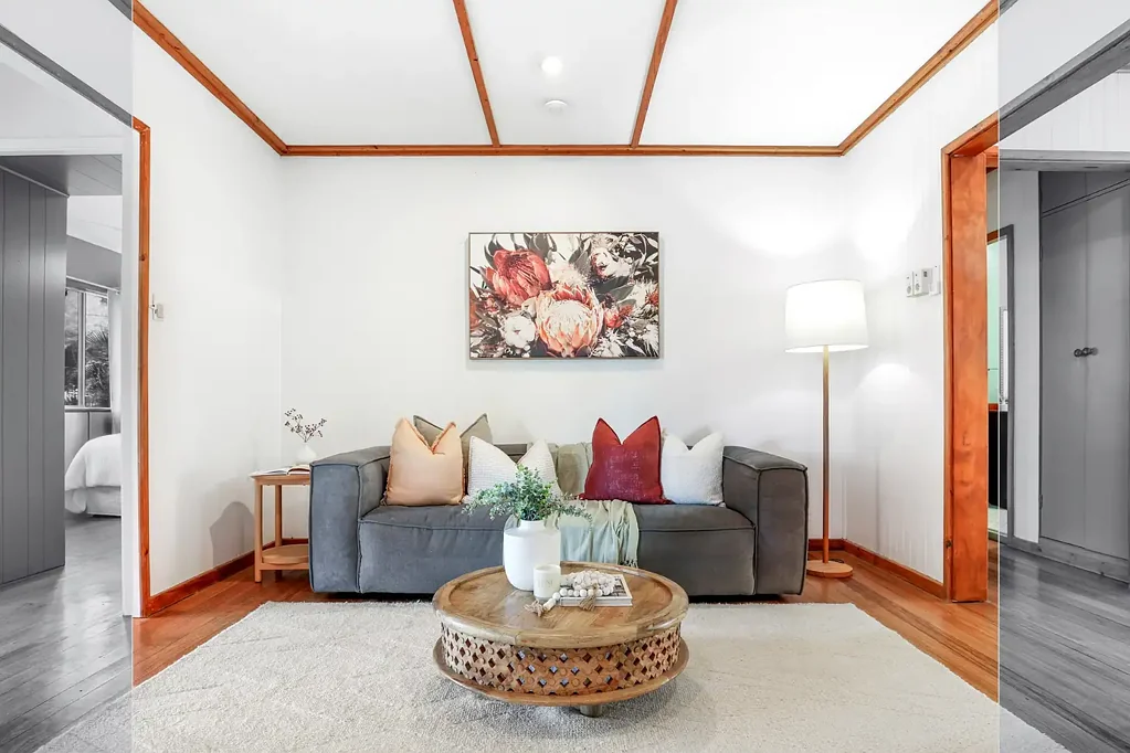 Earlville 5غرفة نوم Multiple Living Options in Highly Sought After Location!