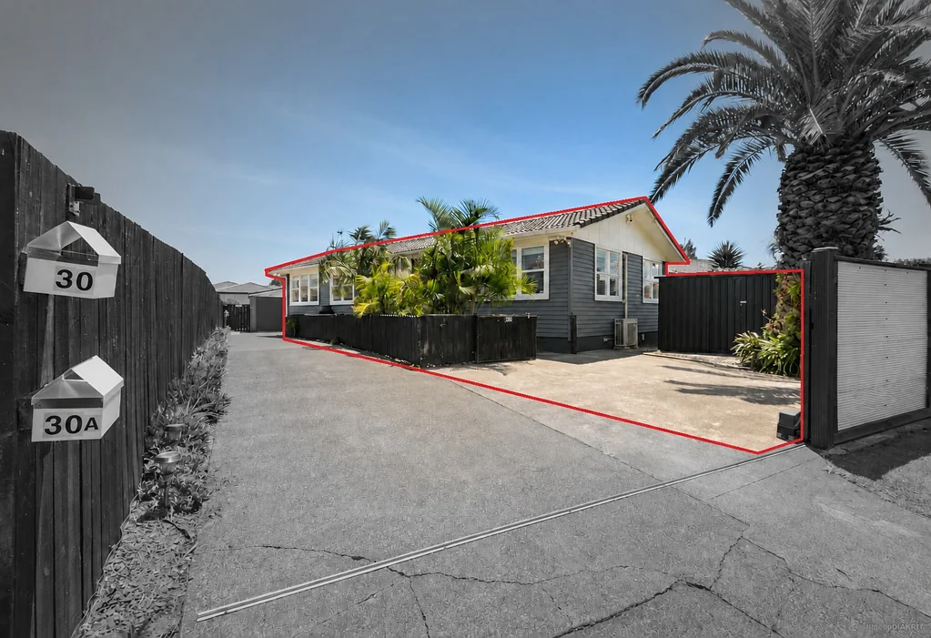 You must see the 4 Bedroom House in the centre of Mangere