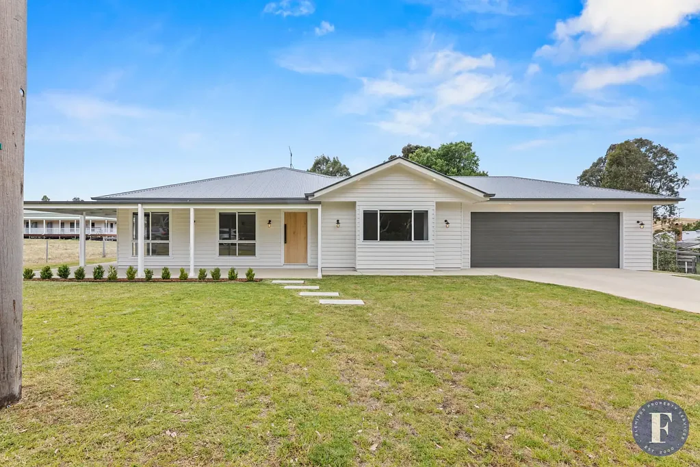 Jugiong 4房  BRAND NEW HOME IN THE HEART OF JUGIONG VILLAGE